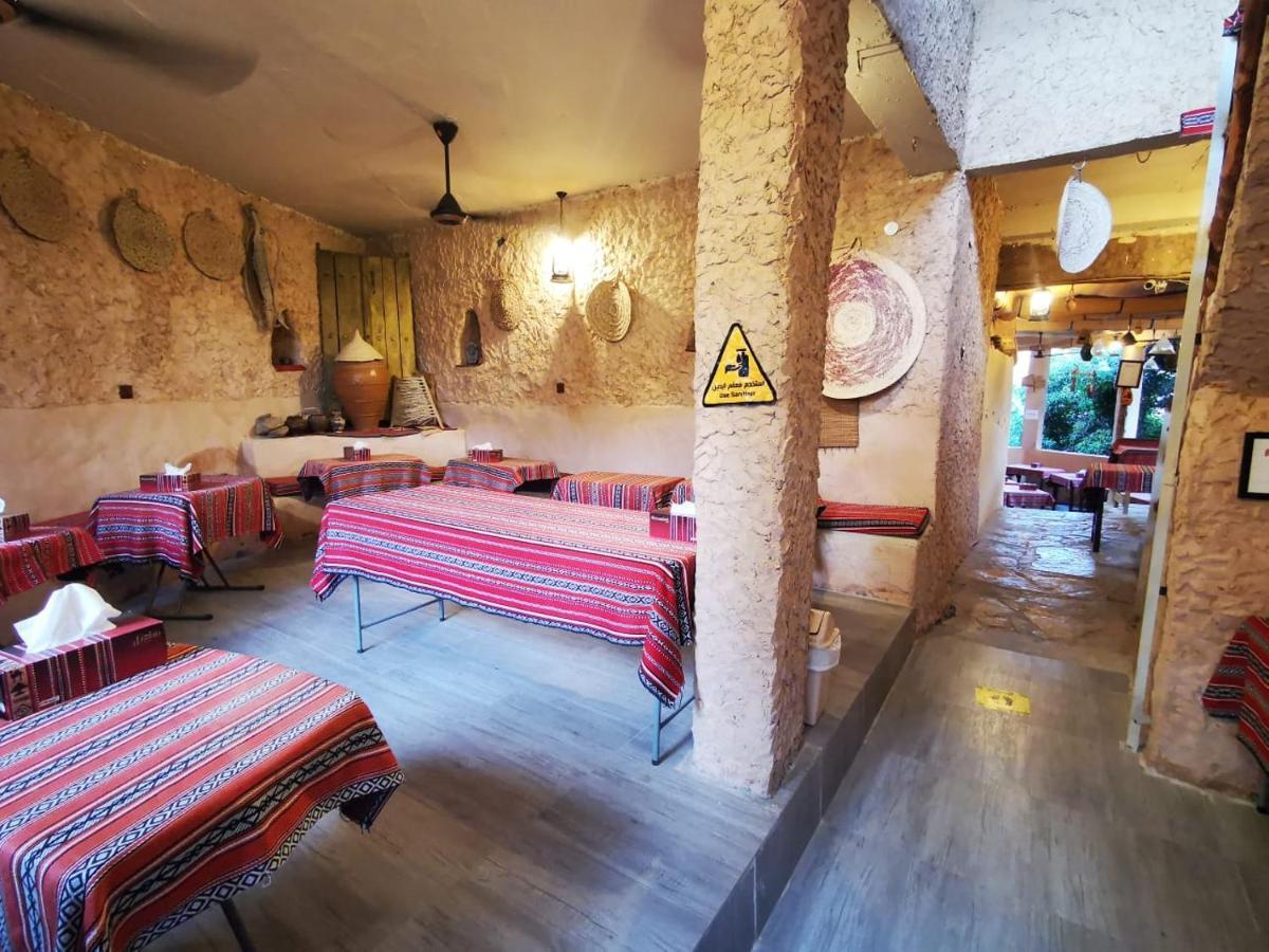 Misfah Old House Hotel ภายนอก รูปภาพ