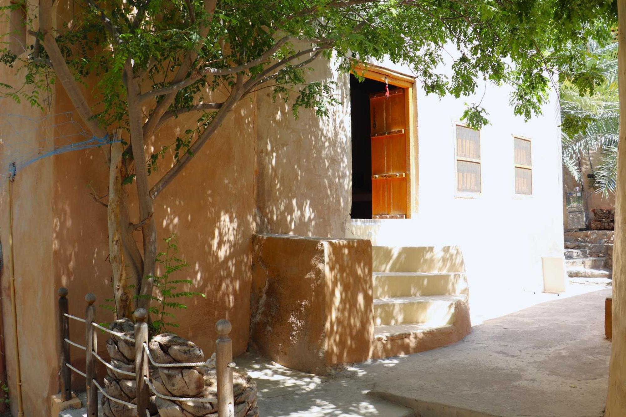 Misfah Old House Hotel ภายนอก รูปภาพ