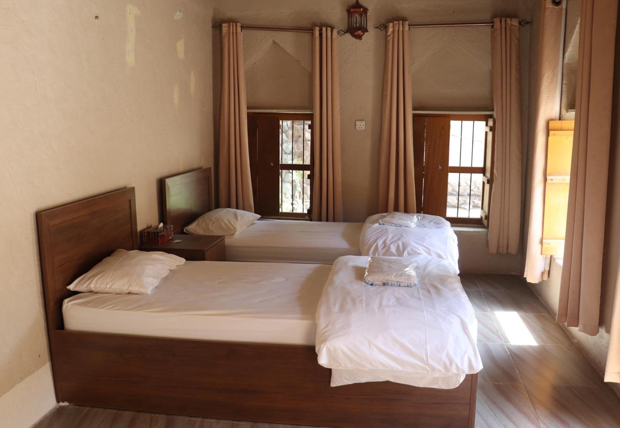Misfah Old House Hotel ภายนอก รูปภาพ
